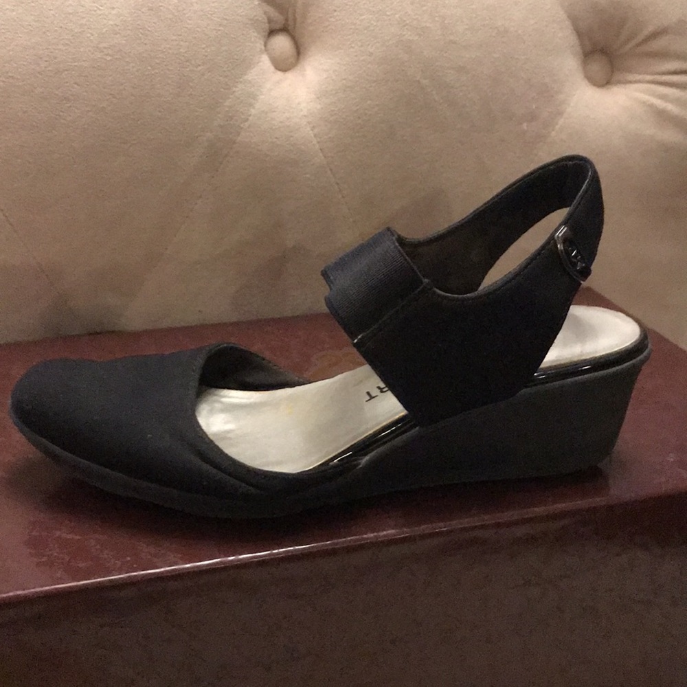 Anne Klein sport shoes